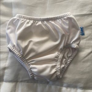 Reusable swim diaper